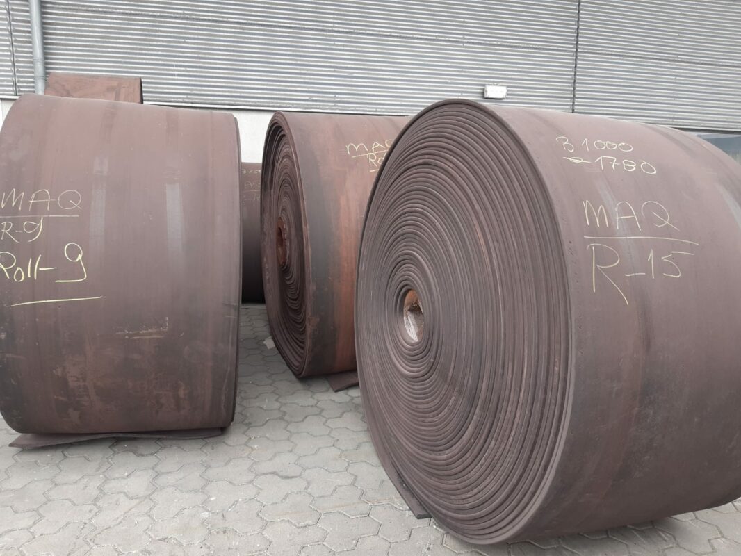 Used conveyor outlet belt